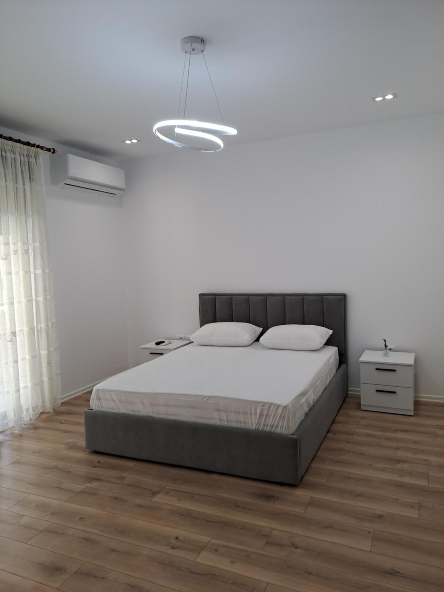 Erdis Home Nr 2 티라나 외부 사진