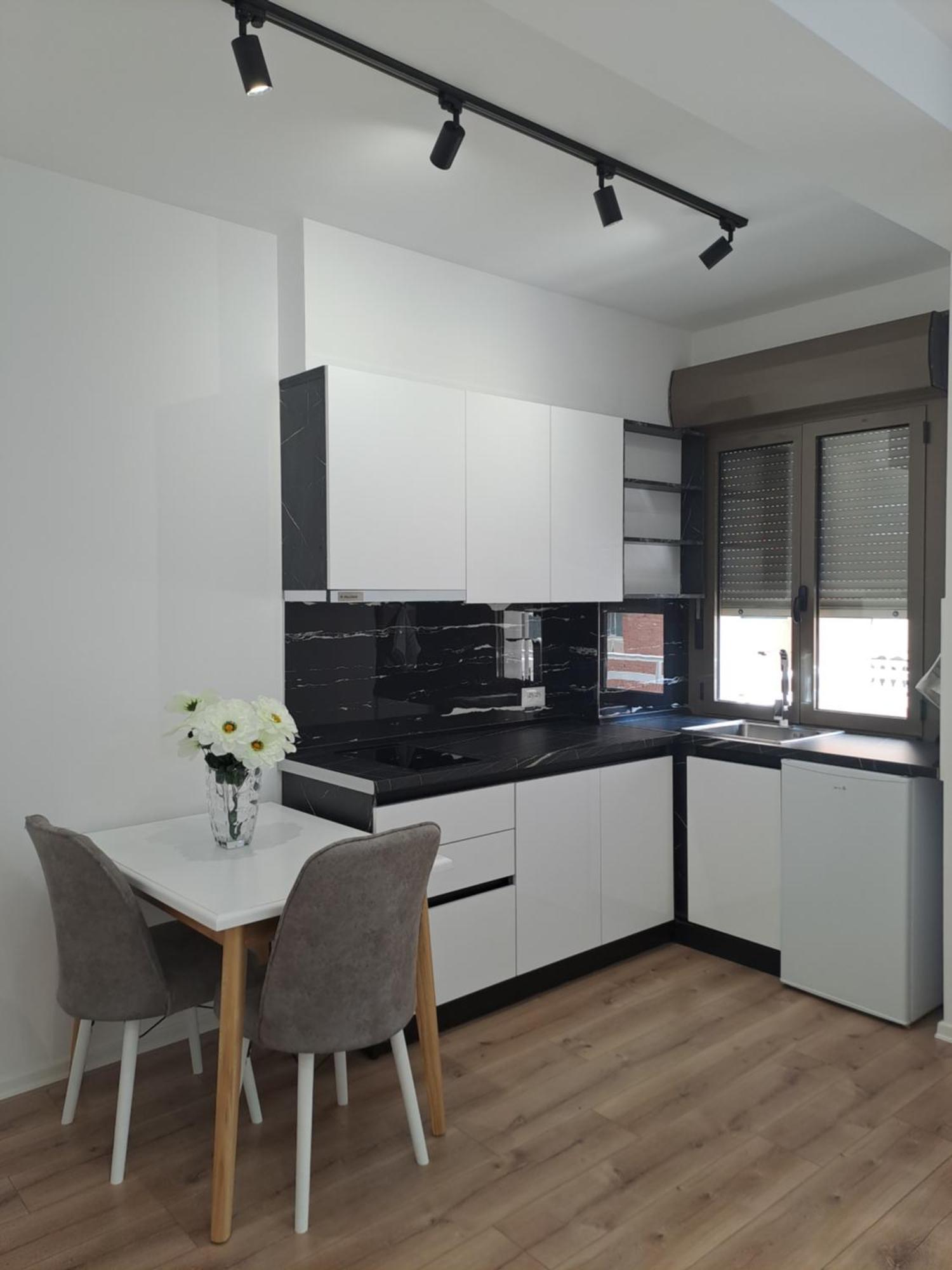 Erdis Home Nr 2 티라나 외부 사진